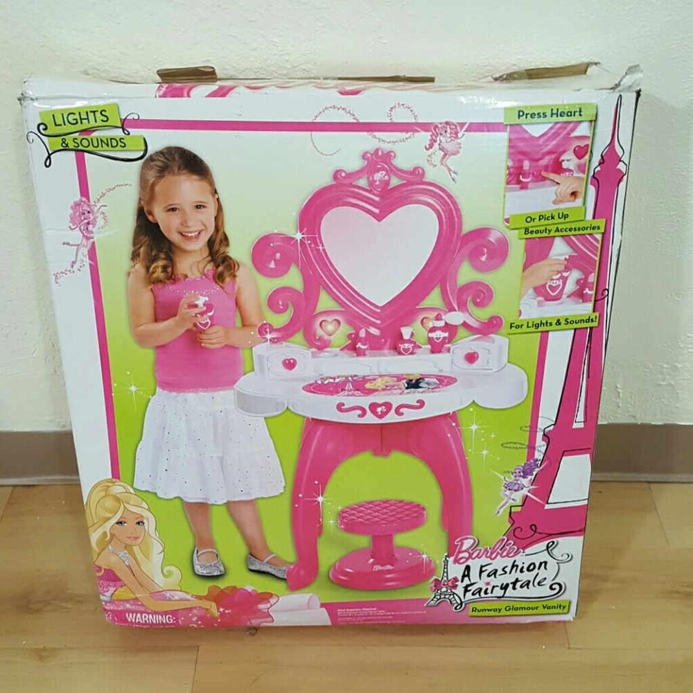 😍 💅💄Barbie Vanity Set